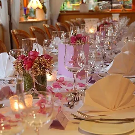 Hotel- Restaurant Poststuben 호텔